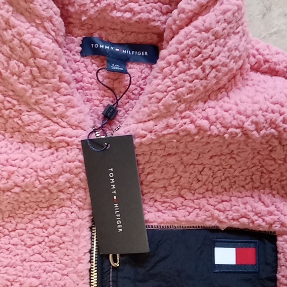 Ladies Tommy Hilfiger Pink Faux Fur Jacket Size Large NWT - Picture 3 of 5